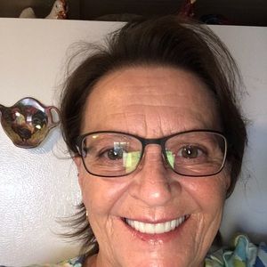 Meet your Posher, Sherry